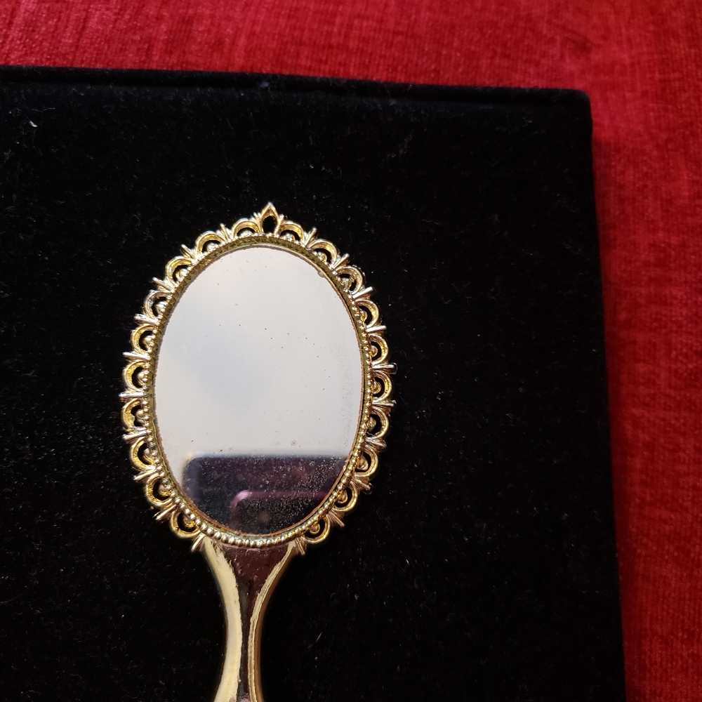 Mirror - Picture 3 of 4